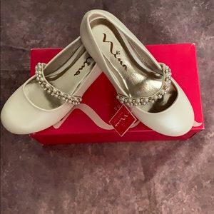 Nina Girls shoes with rhinestone and pearl strap